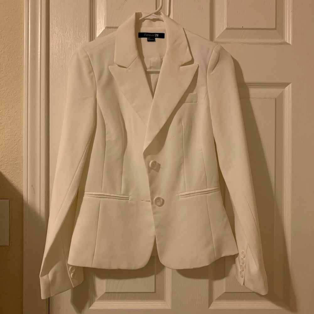 Forever 21 white blazer